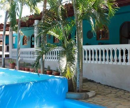 Casa De Los Cocos Bed and Breakfast Transito Εξωτερικό φωτογραφία