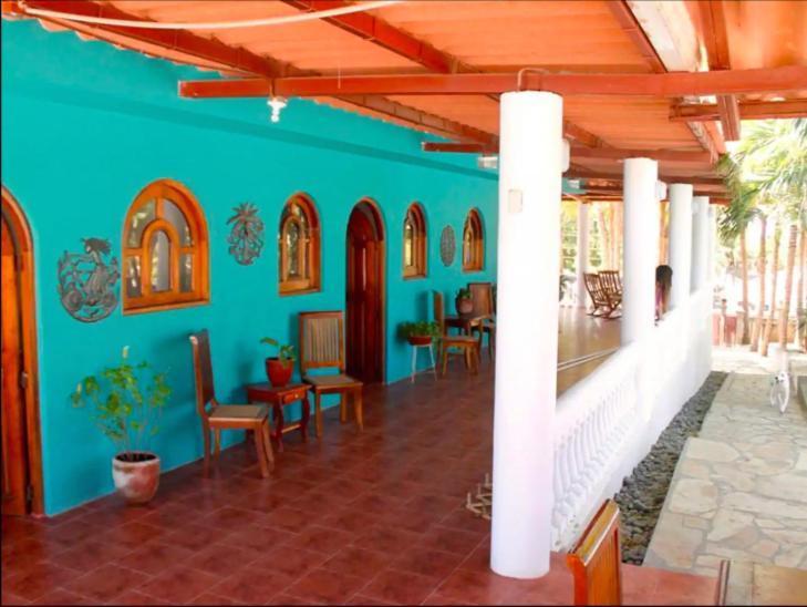 Casa De Los Cocos Bed and Breakfast Transito Εξωτερικό φωτογραφία