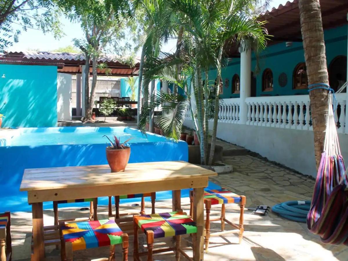 Casa De Los Cocos Bed and Breakfast Transito Εξωτερικό φωτογραφία